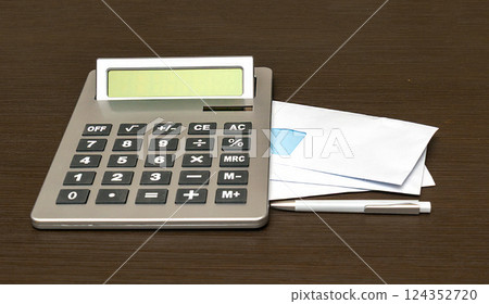 Calculator and envelopes 124352720