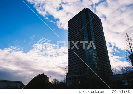 [大阪南港]港口地區的風景 124353578