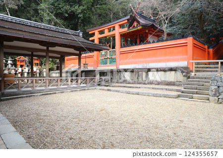 奈良縣奈良市春日野町春日大社 124355657