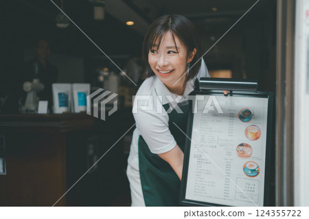 coffee shop, cafe, cafeteria 124355722