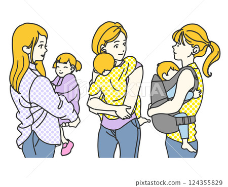 婦女們抱著孩子享受交談 124355829