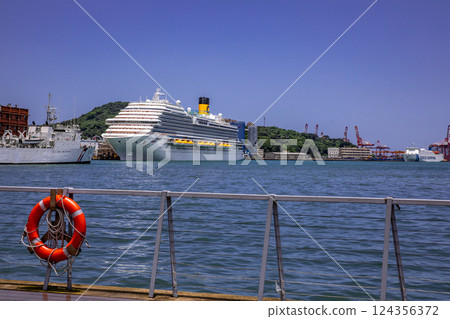 Keelung Port 124356372