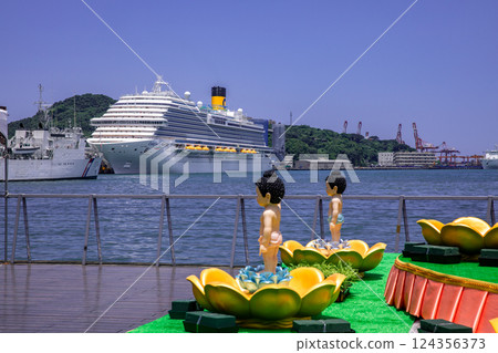 Keelung Port 124356373