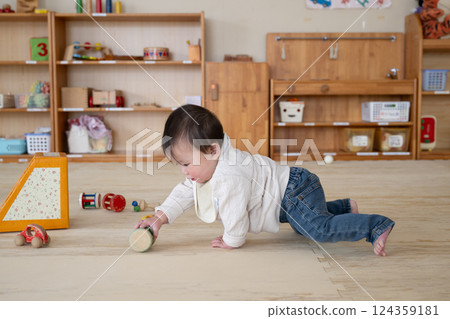 10 month old baby 10 month old baby 124359181