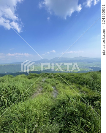 Aso Daikanbo on a sunny day 124360091