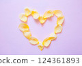 Petal Heart 124361893