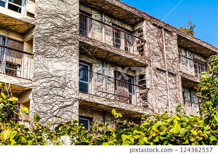 Ikeshima 2025 Abandoned apartment [Nagasaki City] 124362557