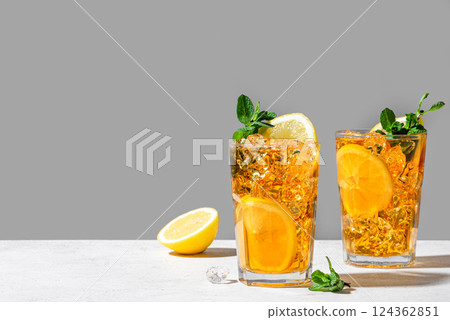 Long Island Ice tea cocktail drink 124362851
