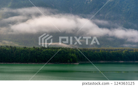 Lake Sylvenstein and the Bavarian Alps forest in the morning 124363125