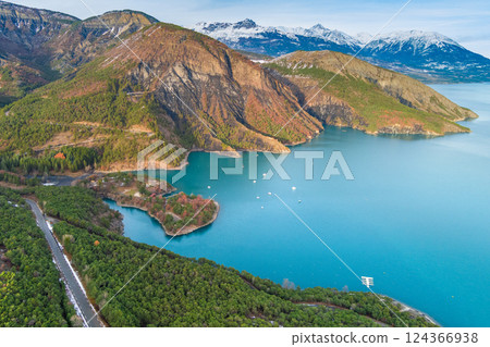 Mountain lake in autumn Aerial view. Serre-Poncon mountain lake in winter in Hautes Alpes, France 124366938