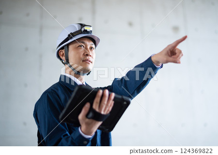 一名工程師 124369822