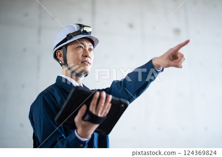 一名工程師 一名工程師 124369824