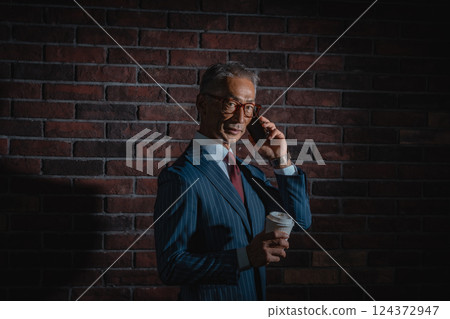 成功的背後 124372947
