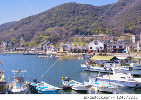 Scenery of Tomonoura, Fukuyama City, Hiroshima Prefecture 124373216