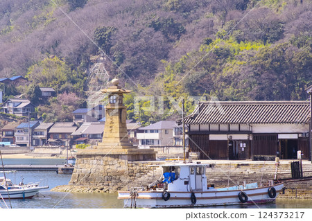Scenery of Tomonoura, Fukuyama City, Hiroshima Prefecture 124373217