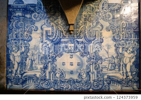 博爾特阿爾瑪斯大教堂內部 博爾特阿爾瑪斯大教堂內部 124373959