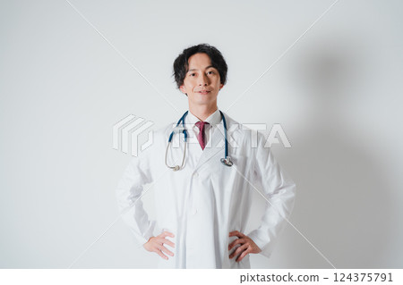提供信任和安心的醫生 提供信任和安心的醫生 124375791