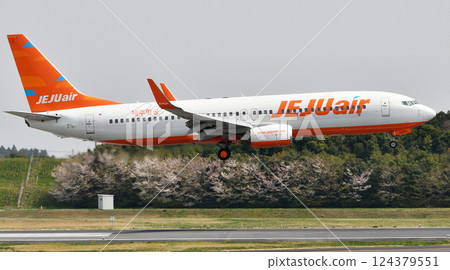 Jeju Air B737 Narita approach Toyosan Jeju Air B737 Narita approach Toyosan 124379551
