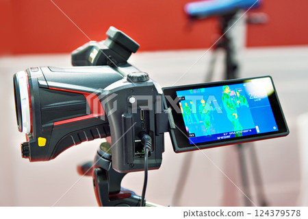 Thermographic camera 124379578