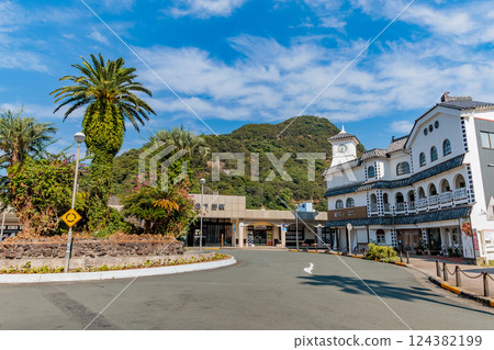 Shizuoka Prefecture, Shimoda City, Izukyu Shimoda Station 124382199