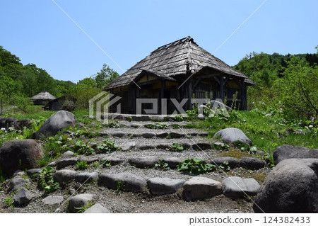 舊的城市景觀 124382433