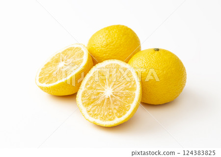 Hyuga Natsu mandarin oranges on white background 124383825