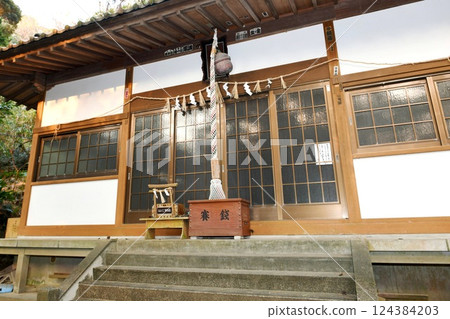 [松崎町、富士箱根伊豆國立公園、雲見溫泉「雲見淺間神社」參拜殿堂] 124384203