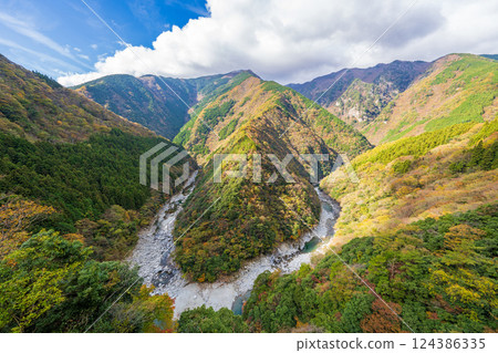[Tokushima] Hinoji Valley [Autumn] 124386335