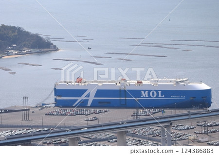 A car carrier docked in Hiroshima City 124386883