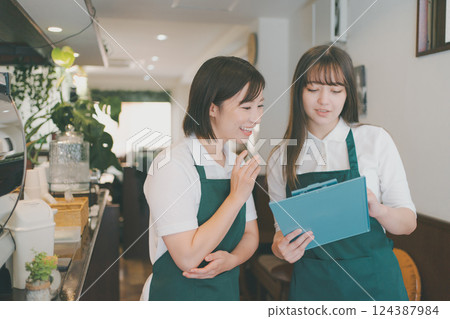female, lady, woman 124387984