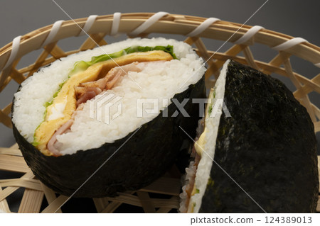 飯糰的橫切面 飯糰的橫切面 124389013