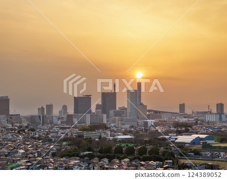 Aerial view of Saitama New Urban Center and the sunset in Saitama City, Saitama Prefecture 124389052