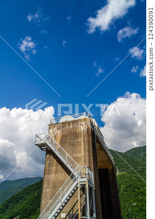 Hida Takayama Shogawa Miboro Dam Summer July Hida Takayama Shogawa Miboro Dam Summer July 124390091