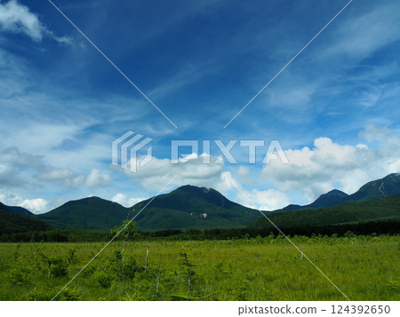 [Mountain scenery] Nikko City, Tochigi Prefecture, Senjogahara, Nikko Mountains (2019) 124392650