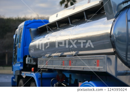 坦克卡車 124395024