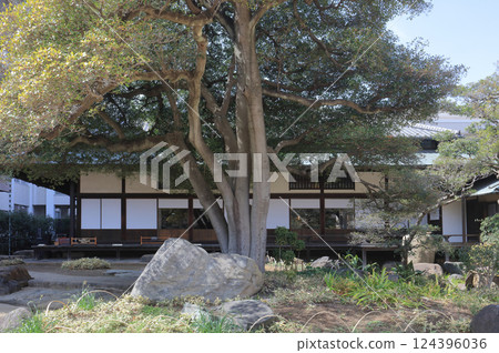 Japanese-style building in the former Iwasaki Residence Garden Japanese-style building in the former Iwasaki Residence Garden 124396036