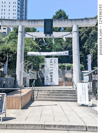 東京乃木神社鳥居門 東京乃木神社鳥居門 124396343