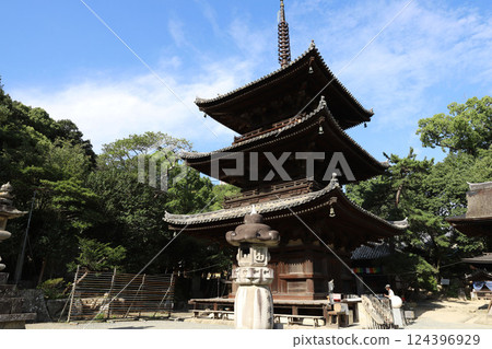 Ishiteji Temple (Matsuyama City, Ehime Prefecture) 124396929