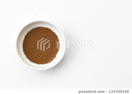 Kakkonto on white background Kakkonto on white background 124398198