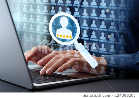 在您的客戶資料庫中搜尋目標和潛在客戶。關鍵客戶資訊的分析及評分。辦公室 124399205