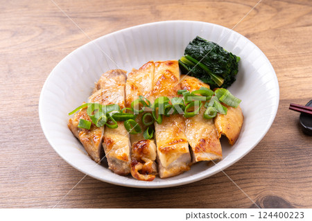 在Saikyo的烤雞大腿 在Saikyo的烤雞大腿 124400223