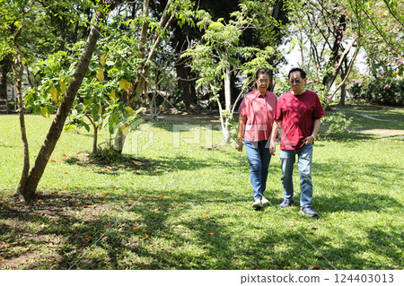 Senior in The Park 124403013