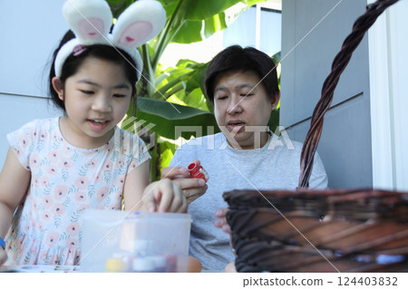 Easter in Asian 124403832