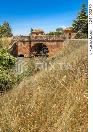 Dam, Canal of Castile, Herrera del Pisuerga, Spain 124405270