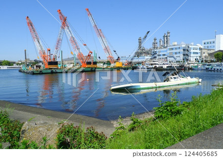 Boat dock at Chidori Canal Boat dock at Chidori Canal 124405685