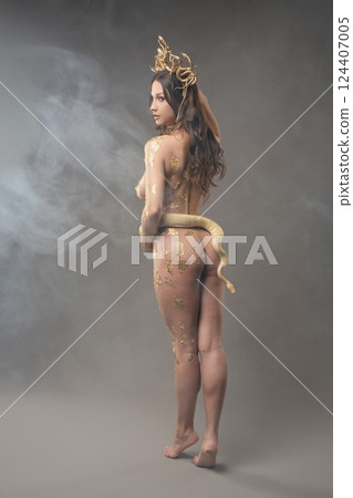 Beauty with an artistic touch in elegant lingerie and captivating body art 124407005