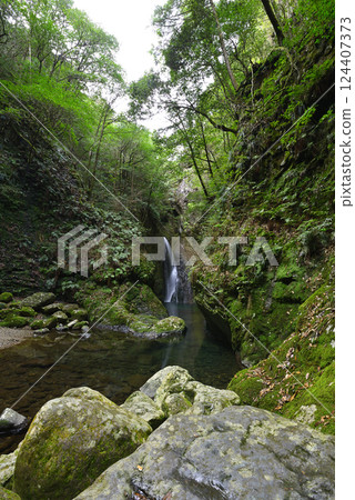 南錌滝瀑布 124407373