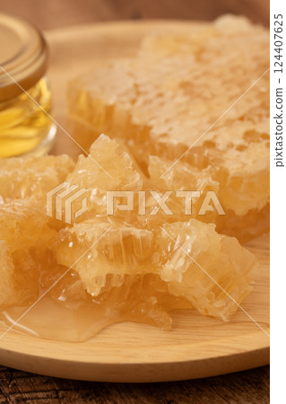 Honey Comb Honey 124407625