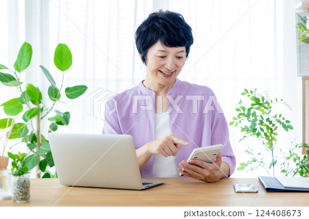 家庭主婦,計算機,應用程式,家庭帳本 124408673