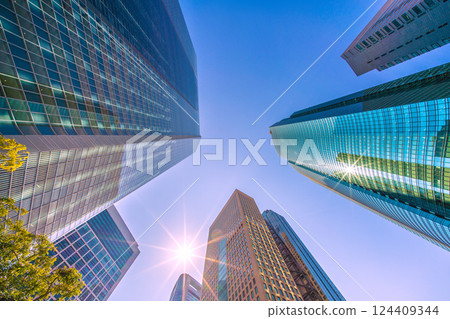 Tokyo cityscape in Japan: The season of fresh greenery. Sparkling like spring has arrived... Overlooking the Shiodome business district, etc. = March 21st 124409344